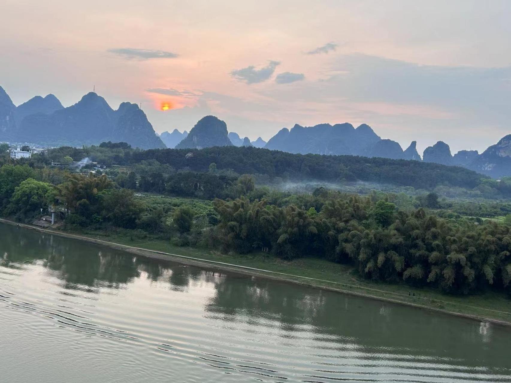 Yangshuo River Lodge Hotel-Free Pick Up From Yangshuo Area Over Three Nights Exterior foto